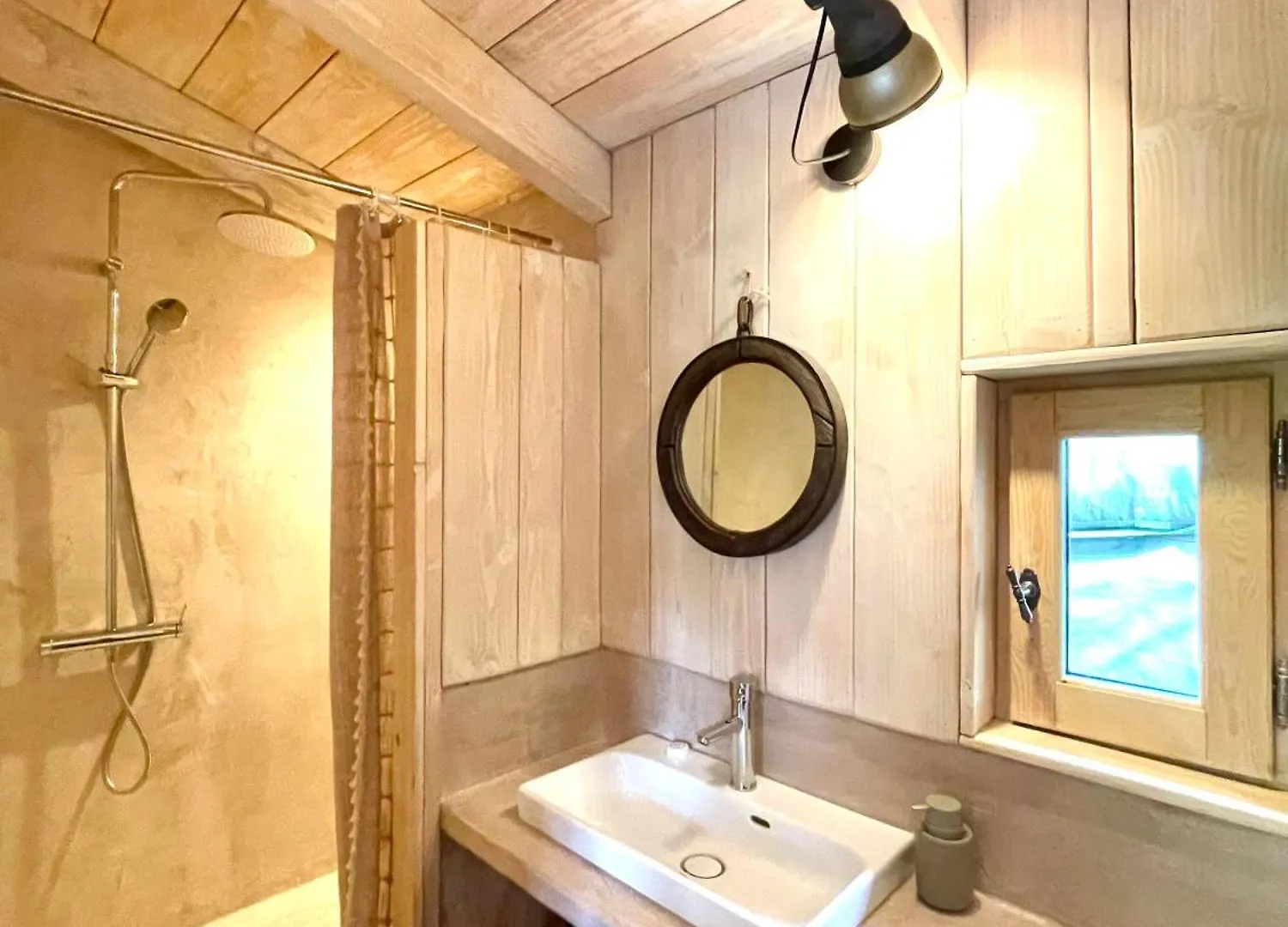 Ecogite Lalalandes Aveyron Saint-Parthem Villa