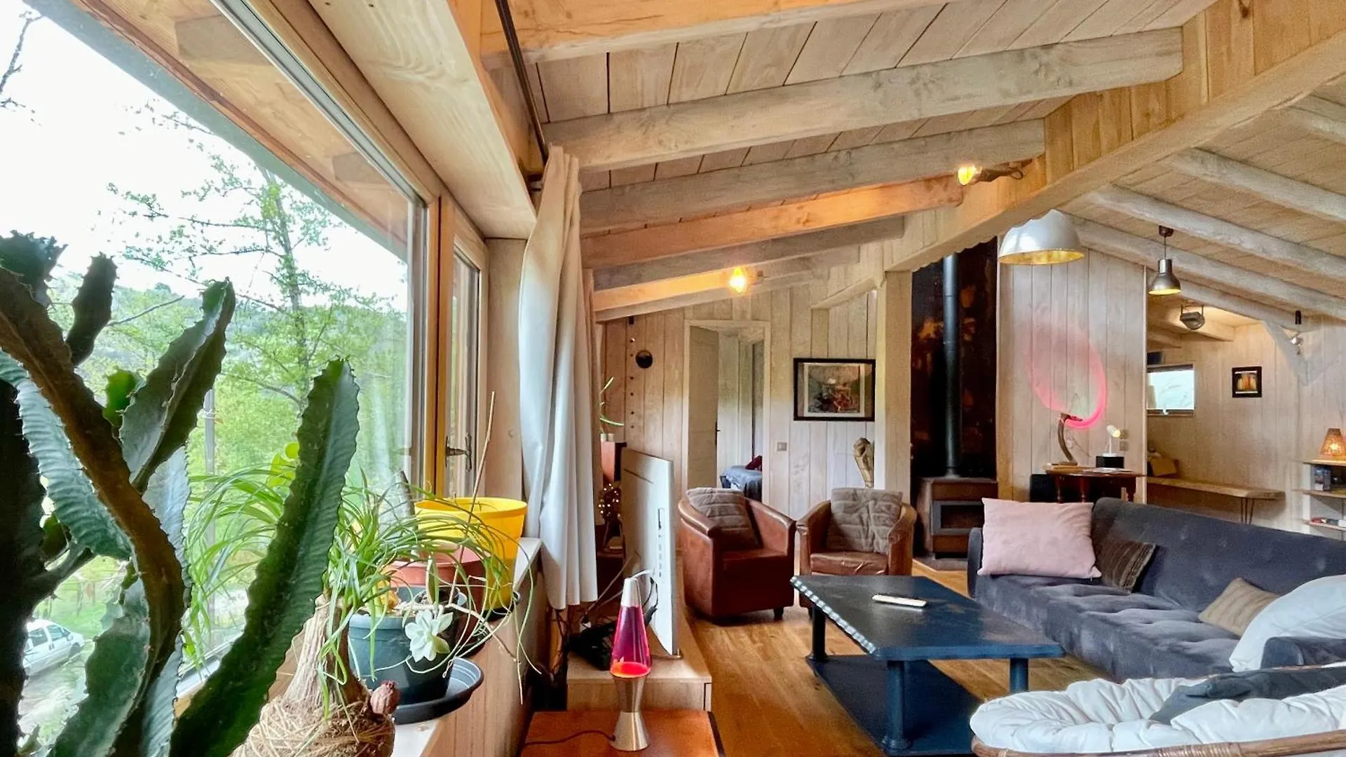 Ecogite Lalalandes Aveyron Saint-Parthem France